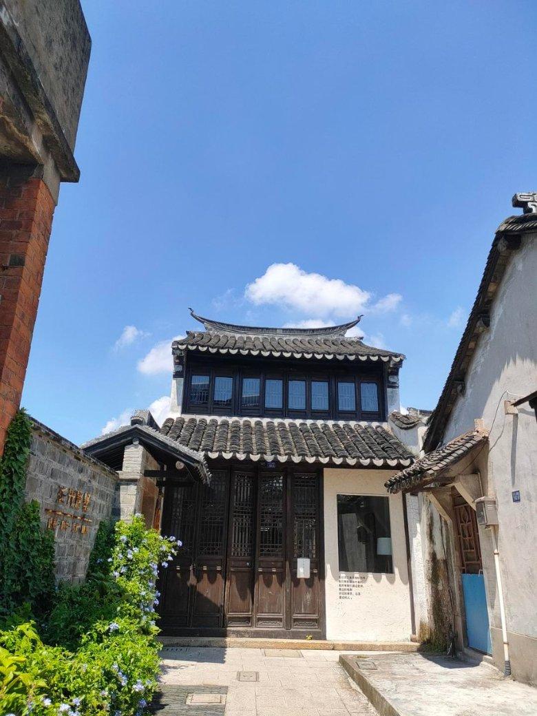 救援墨镜哥
